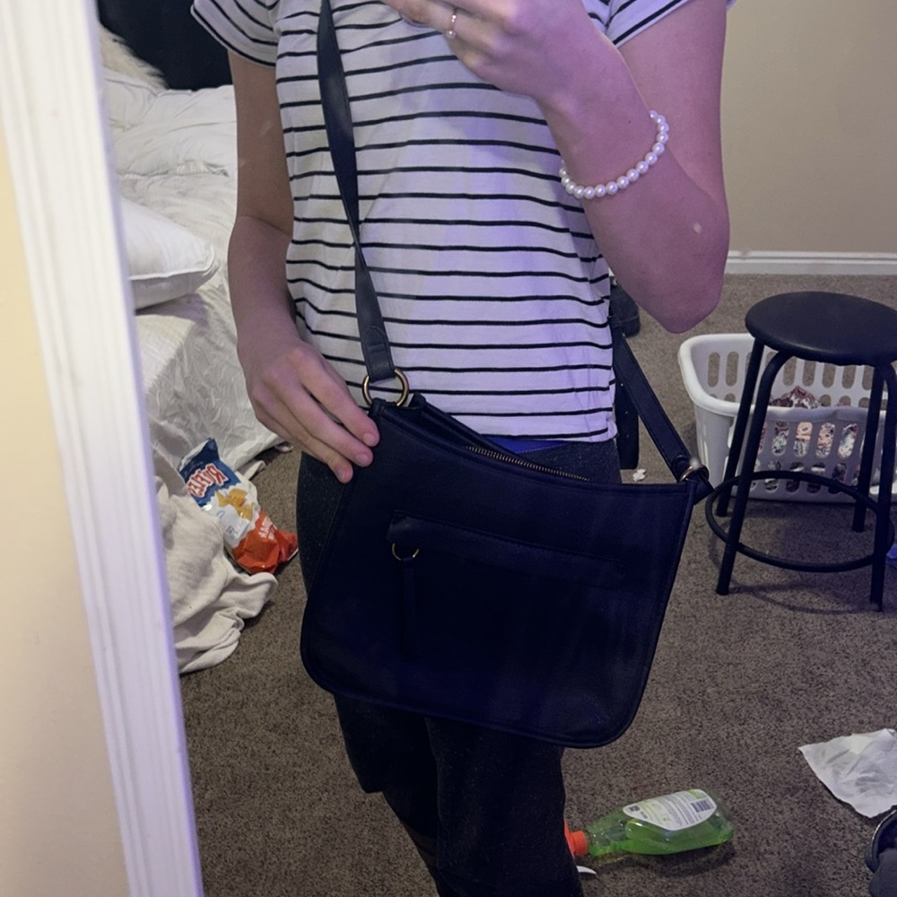 Purse - Picture 3 of 3